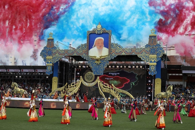 Үндэсний их баяр наадам эхэллээ