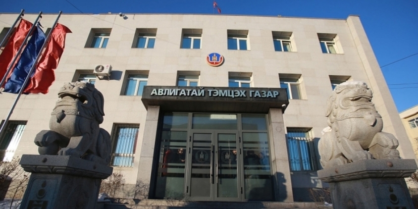 АТГ: “Эрдэнэт, Булганы цахилгаан түгээх сүлжээ” ТӨХК-ийн удирдлагууд хадам дүү, жолоочынхоо дансаар ₮100 саяын хахууль авсан нь тогтоогдсон