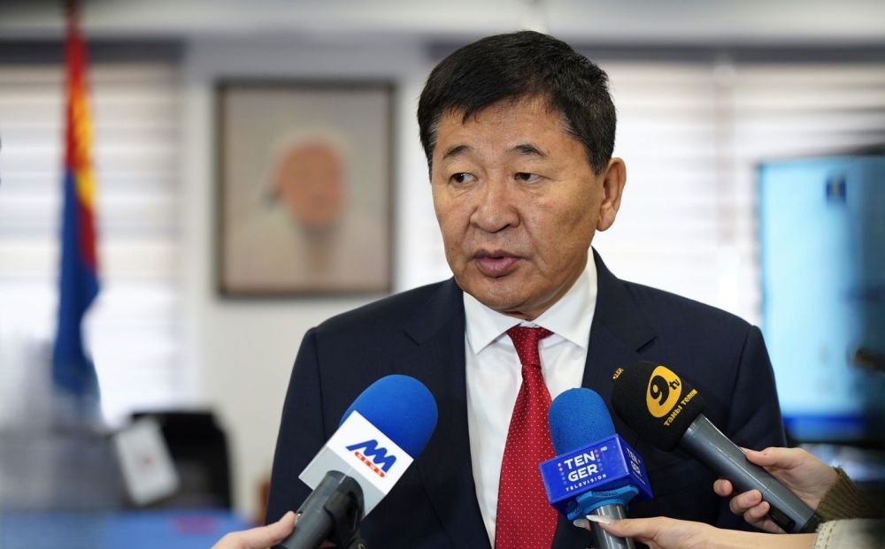 Б.Дэлгэрсайхан: БНХАУ-аас гуйж гэрээ хийчихээд одоо "Буруу байж" гэж болохгүй