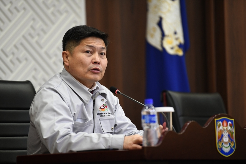 Хотын дарга Х.Нямбаатарыг огцруулах цахим өргөдөлд 21300 хүн гарын үсгээ зураад байна