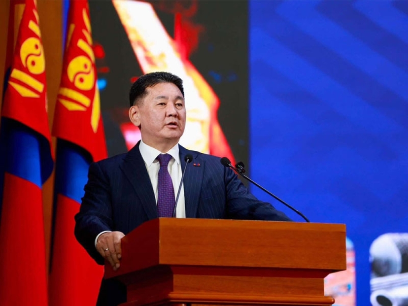 2025 онд эдийн засаг 90 их наяд төгрөгт хүрч, 6.8 хувиар өсжээ