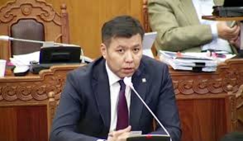 Б.Энхбаяр:  Хахууль авсан гэдэг ор үндэслэлгүй гүтгэлэг