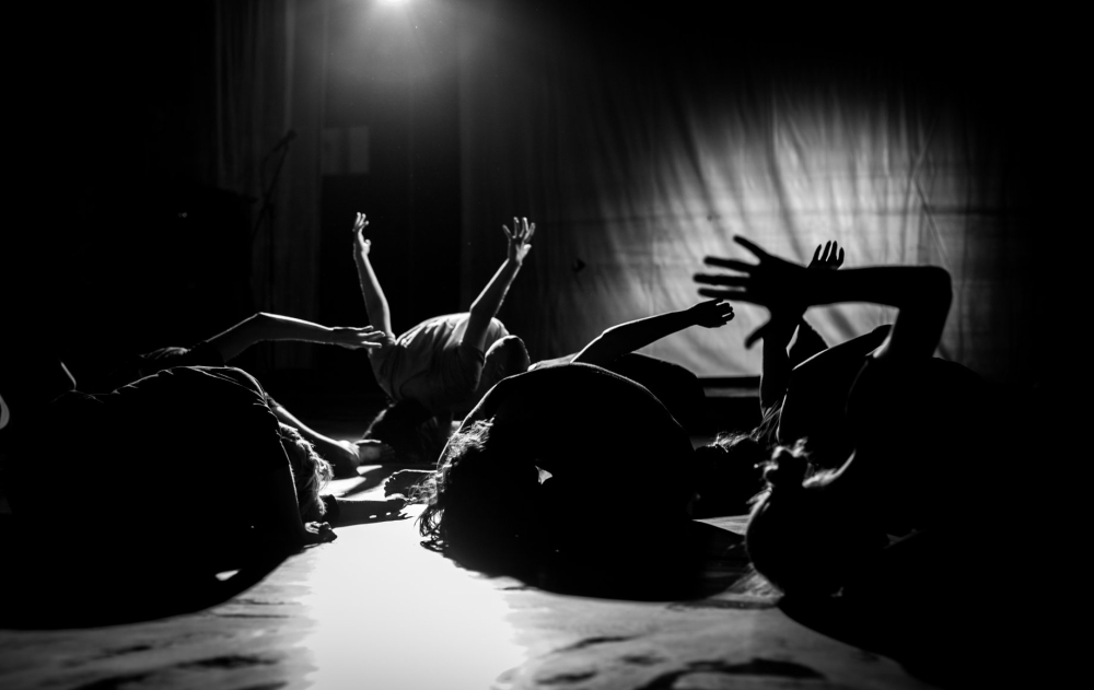 "Хүний үнэргүй монголчууд"