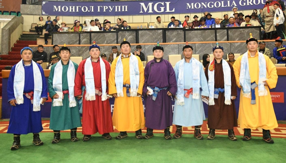 Сумын заануудын барилдаанд М.Мандахбаяр  түрүүллээ