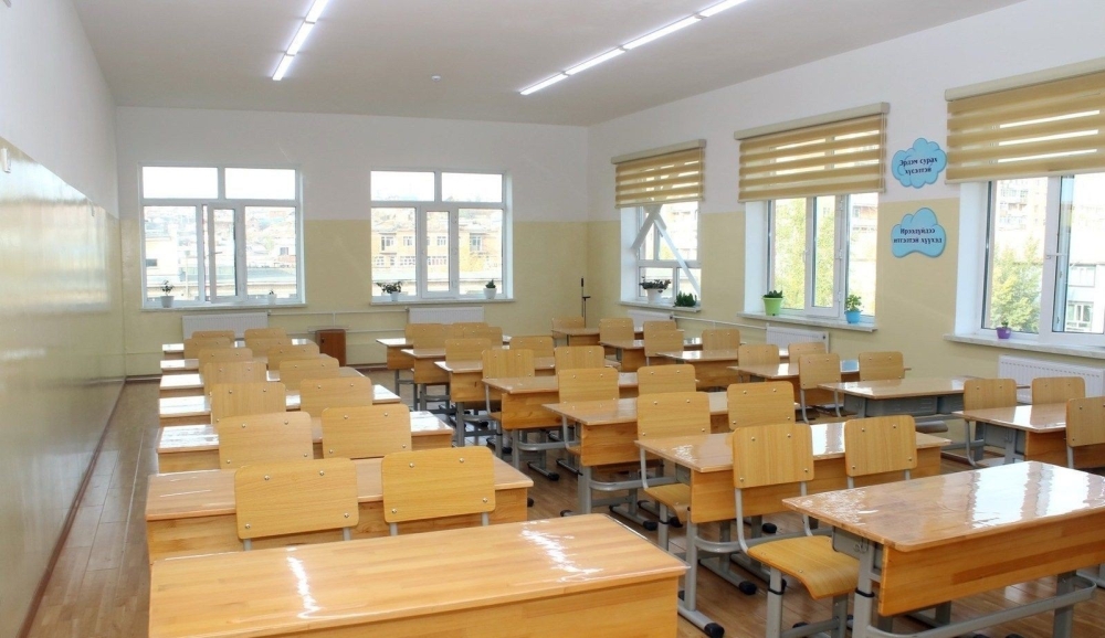 Багш нар цалингаа 3.5 сая төгрөг болгох шаардлага тавьж байна